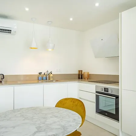 Giovannina N3 Apartment